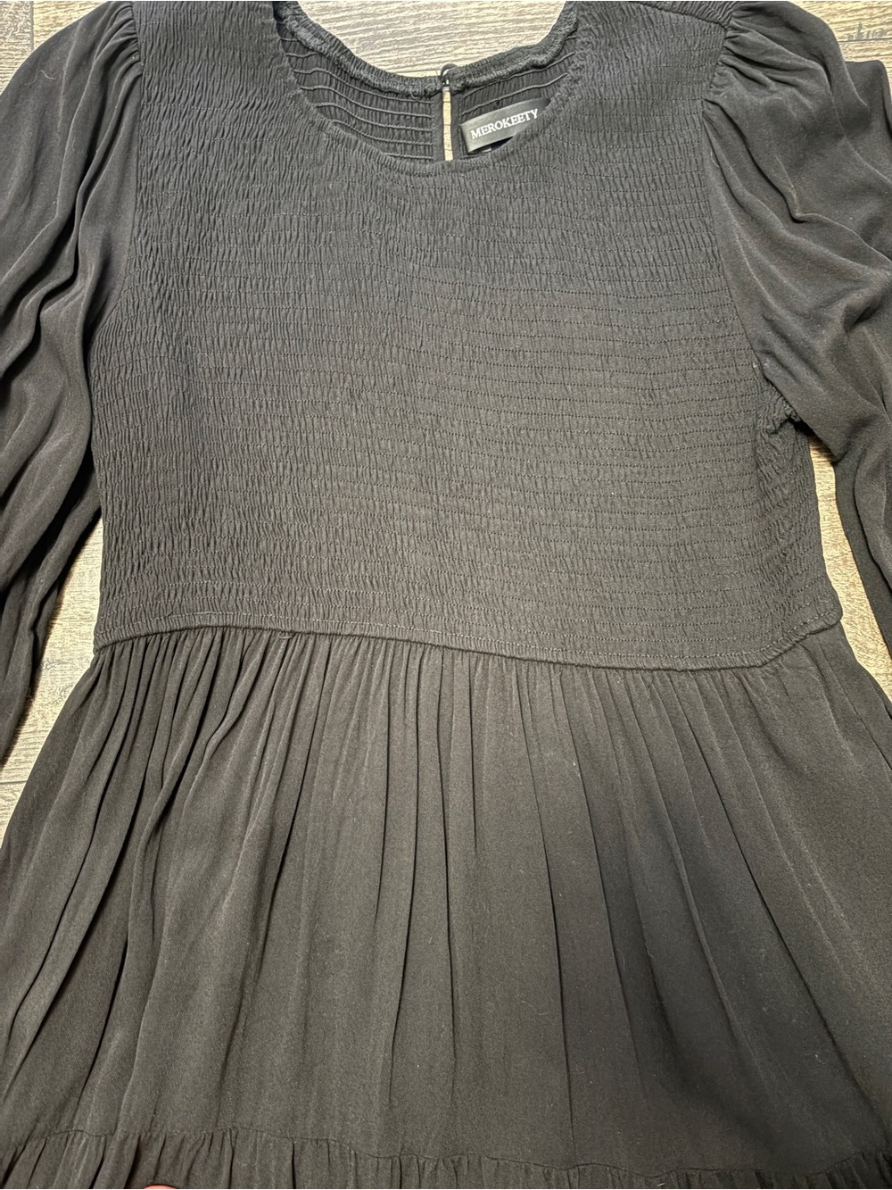 ⭐️ Women’s Merokeety Black Smocked Tiered Dress XL - Picture 3 of 6